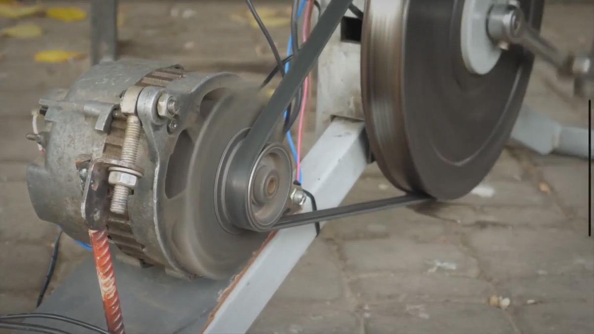 'Video thumbnail for How to Ground your Portable Generator - Generator Hero'