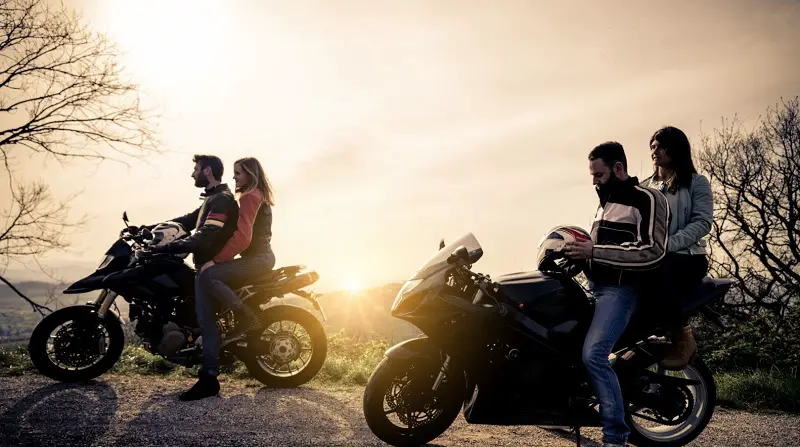 should-a-motorcycle-passenger-lean-into-a-turn-adventurebiketroop